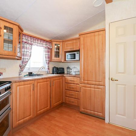 Ty Newydd Caravan Pwllheli Exterior photo